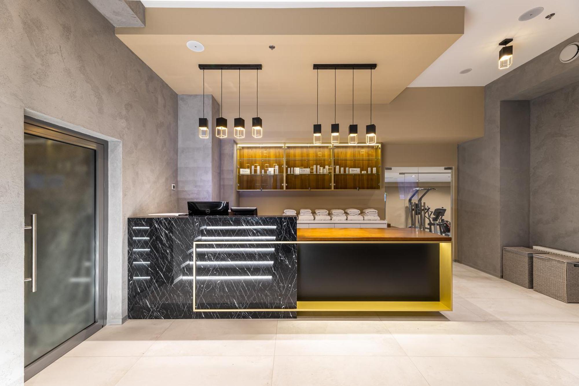 Premier Hotel Dnister Лвив Екстериор снимка