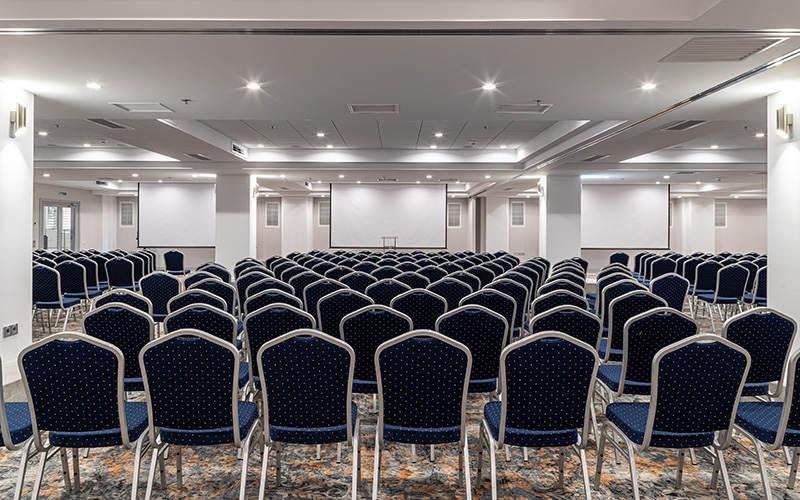 Premier Hotel Dnister Лвив Екстериор снимка
