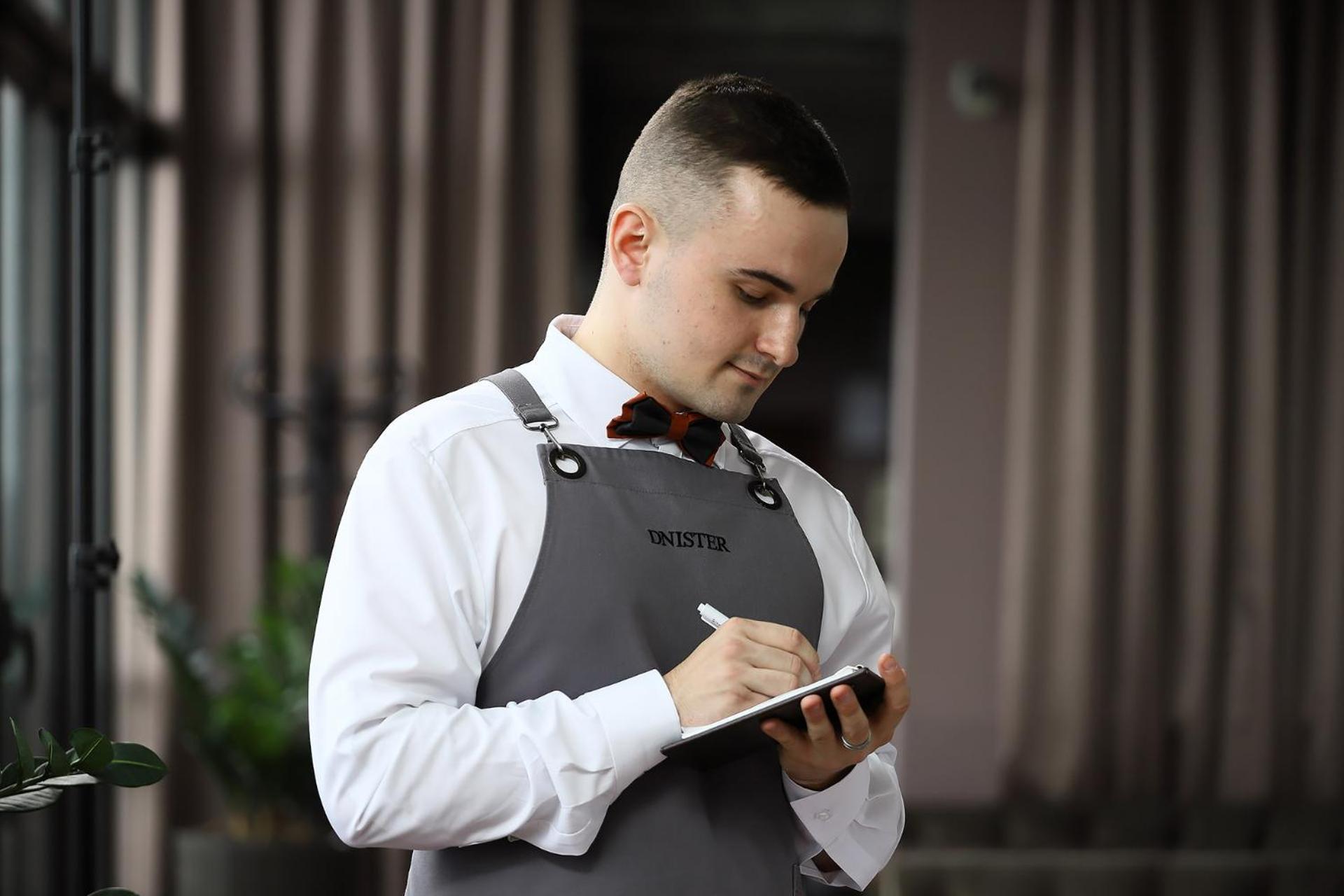 Premier Hotel Dnister Лвив Екстериор снимка